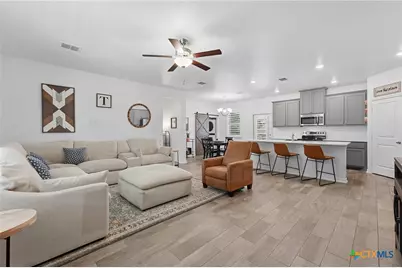 922 N Avenue F, Shiner, TX 77984 - Photo 6