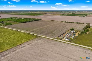 1880 Bayer Rd, Victoria, TX 77905 - Photo 1