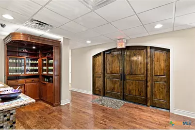 3602 Navarro, Victoria, TX 77904 - Photo 2
