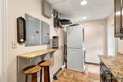 3602 Navarro, Victoria, TX 77904 - Photo 14