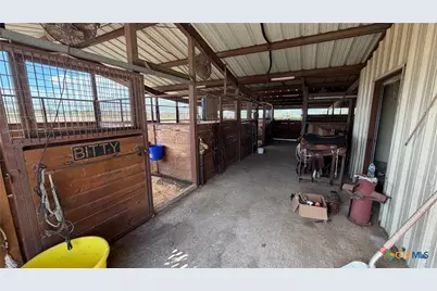 1501 Starlight Road, Cameron, TX 76520 - Photo 20