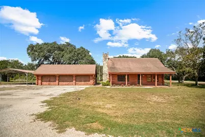 210 Winding Way Drive, Victoria, TX 77905 - Photo 6
