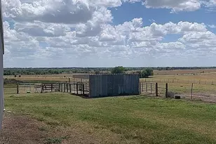 1126 Co Rd 176, Hallettsville, TX 77964 - Photo 30