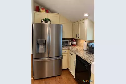 1126 County Road 176, Hallettsville, TX 77964 - Photo 6