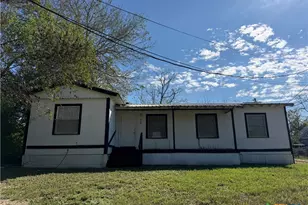 4007 Blue Bonnet St, Seguin, TX 78155 - Photo 1