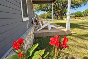 1708 W Main St, Gatesville, TX 76528 - Photo 6