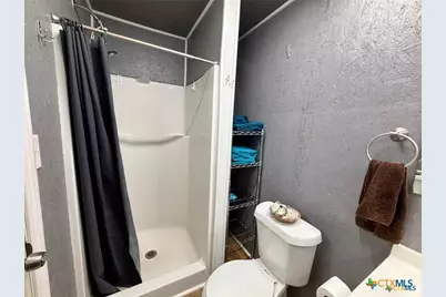 1112 W Houston Avenue, Seadrift, TX 77983 - Photo 8
