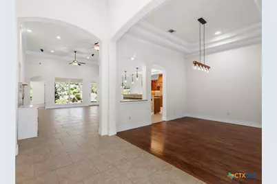 2654 Fairwood Drive, New Braunfels, TX 78132 - Photo 4