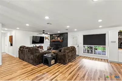 30 Sunrise Lane, Victoria, TX 77905 - Photo 14
