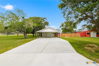 30 Sunrise Lane, Victoria, TX 77905 - Photo 26