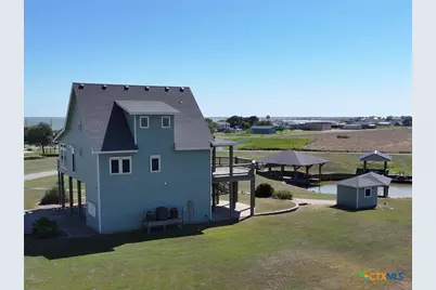 114 White Marlin Drive, Port Lavaca, TX 77979 - Photo 4