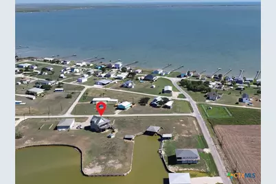 114 White Marlin Drive, Port Lavaca, TX 77979 - Photo 6