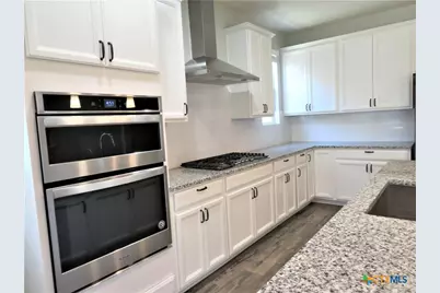 2258 Kiskadee Drive, New Braunfels, TX 78132 - Photo 12