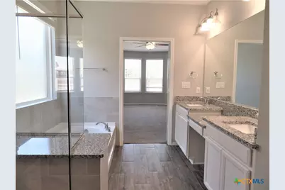 2258 Kiskadee Drive, New Braunfels, TX 78132 - Photo 32