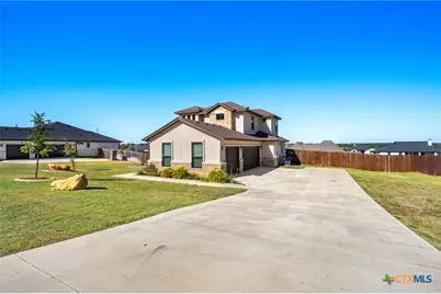 1018 Saddle Bluff Drive, Salado, TX 76571 - Photo 4