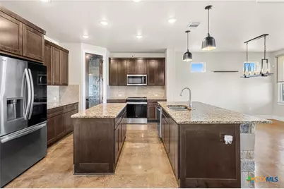 1018 Saddle Bluff Drive, Salado, TX 76571 - Photo 14
