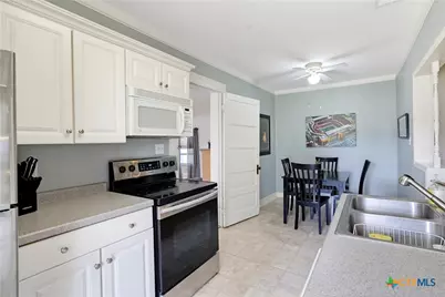 951 Reiley Road, Seguin, TX 78155 - Photo 22