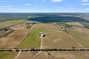 2888 County Rd 136, Kenedy, TX 78119 - Photo 2