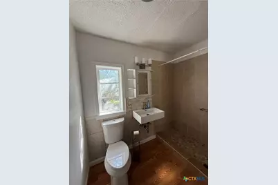 277 N Washington Avenue, New Braunfels, TX 78130 - Photo 6