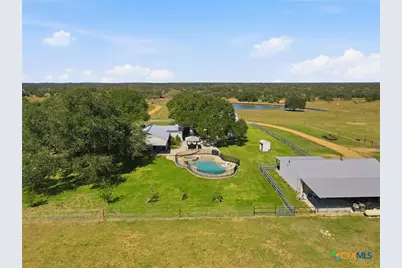000 Kaiser Adams Road, Yoakum, TX 77995 - Photo 2