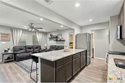 1109 E Polk Avenue, Victoria, TX 77901 - Photo 8
