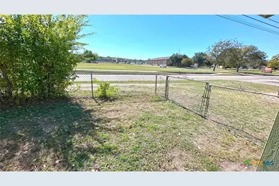 215 Dewald Street, Copperas Cove, TX 76522 - Photo 40