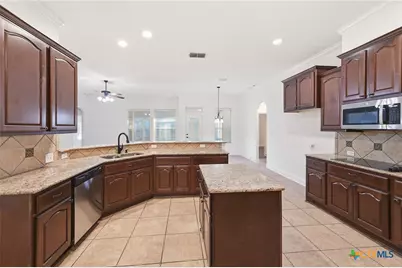 6718 Laura Heights, Schertz, TX 78154 - Photo 14