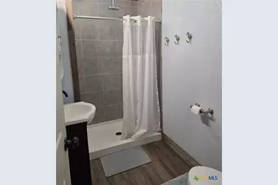 405-411 W St Louis Avenue, Seadrift, TX 77983 - Photo 12