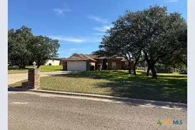 1915 Yellowstone Rd, Lampasas, TX 76550 - Photo 1