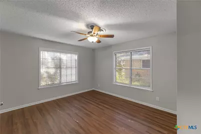 302 Yorkshire Lane, Victoria, TX 77904 - Photo 24