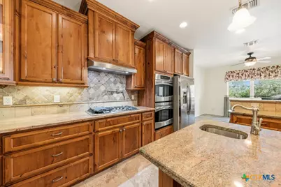 331 Mystic Parkway, Spring Branch, TX 78070 - Photo 12