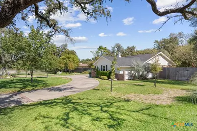 717 Whispering Oaks Drive, Salado, TX 76571 - Photo 4