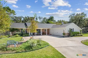 717 Whispering Oaks Dr, Salado, TX 76571 - Photo 1