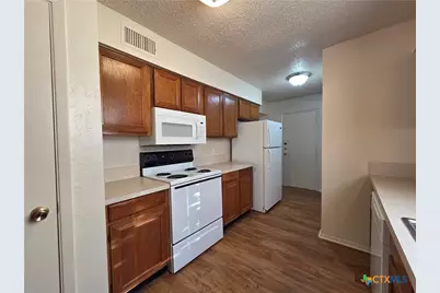1709 Forest Trail, Temple, TX 76502 - Photo 4