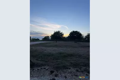 18 Horseshoe Drive, Gonzales, TX 78629 - Photo 1