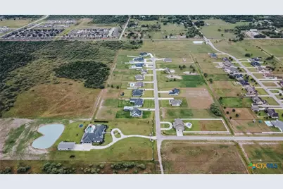 594 Dayspring, Victoria, TX 77904 - Photo 8