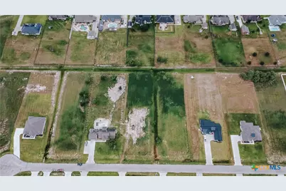 594 Dayspring, Victoria, TX 77904 - Photo 6