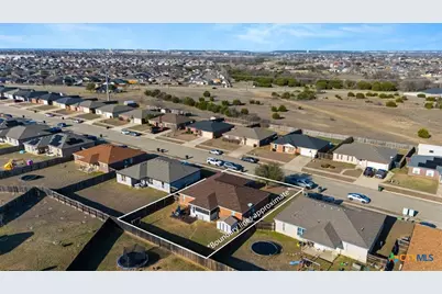 3104 Tom Lockett Drive, Killeen, TX 76549 - Photo 6