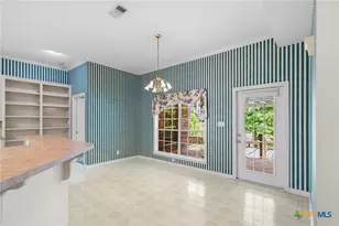 307 Willow Way, Victoria, TX 77904 - Photo 12