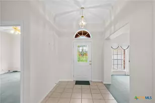 307 Willow Way, Victoria, TX 77904 - Photo 6