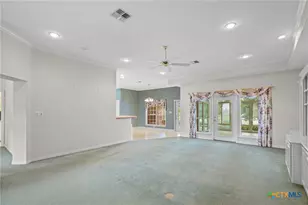 307 Willow Way, Victoria, TX 77904 - Photo 8