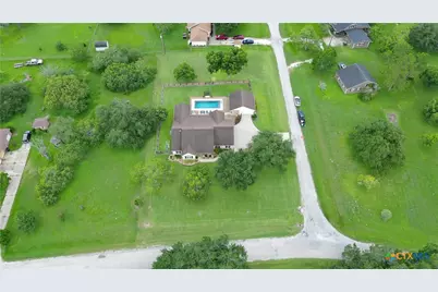 21 Lakeoak, Victoria, TX 77905 - Photo 6