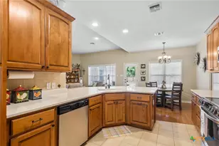 21 Lakeoak, Victoria, TX 77905 - Photo 10