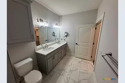 408 W Crestwood Drive #B, Victoria, TX 77901 - Photo 8