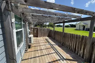 408 W Crestwood Dr, Victoria, TX 77901 - Photo 12