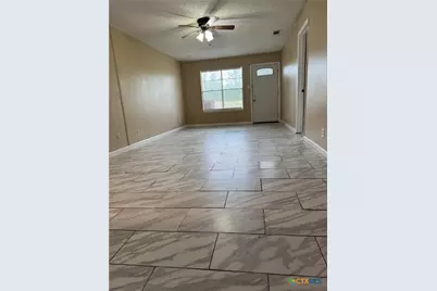 1051 Country Club C-10 Drive #10, Seguin, TX 78155 - Photo 4