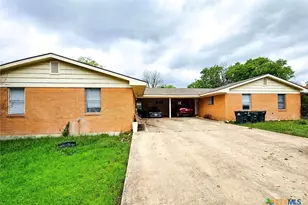 1004 Hillyer St, San Marcos, TX 78666 - Photo 14