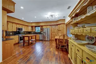 285 Rangeland Rd, Seguin, TX 78155 - Photo 18