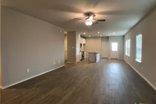 1137 Gracie Wy, New Braunfels, TX 78130 - Photo 4