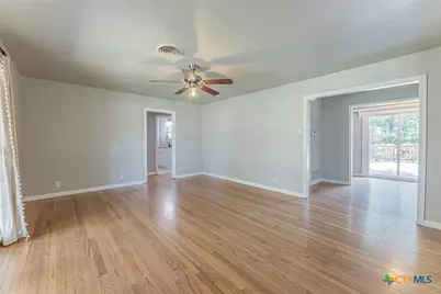 1020 N 15th Street, Temple, TX 76501 - Photo 6